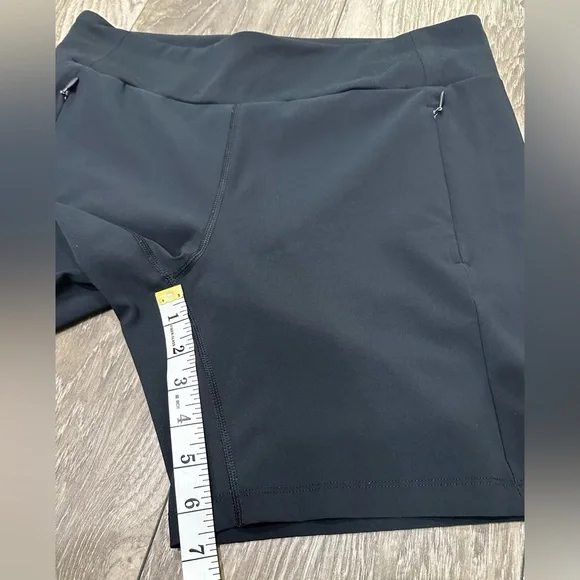 Columbia Women’s Lightweight Active Shorts - Picture 8 of 9